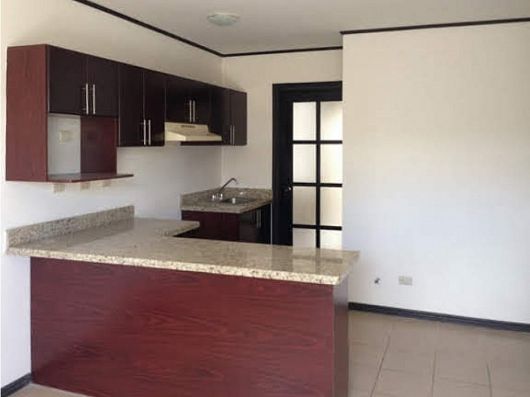 Se venden apartamentos duplex en condominio en la Unión, Cartago