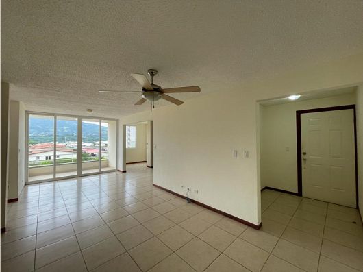 Remate Bancario Apartamento en Condominio Villas del Campo - CONCASA